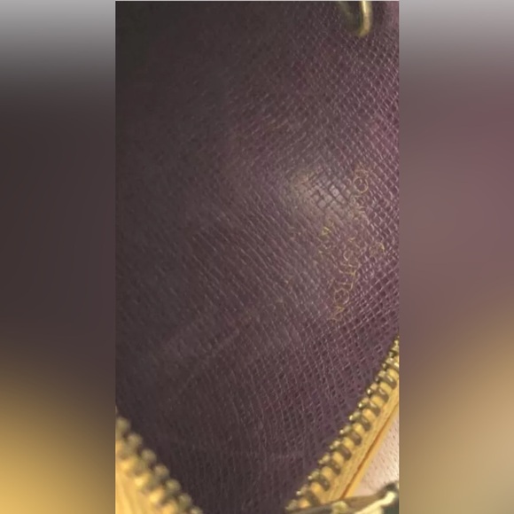 Louis Vuitton Epi Pochette Cles Leather Wallet Coin Purse - Picture 7 of 8